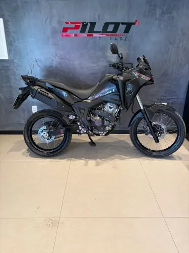 HONDA SAHARA 300 2026 