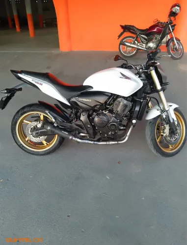 CB 600 F HORNET 