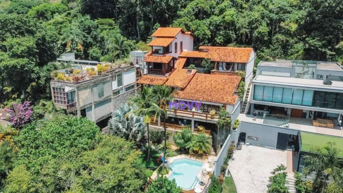 Casa com 6 dormitórios à venda, 787 m² por R$ 7.000.000,00 - Itacoatiara - Niterói/RJ