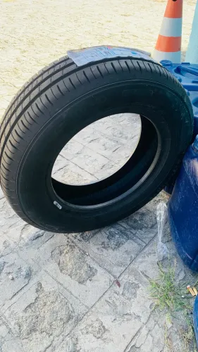 Pneus Dunlop 165/ 70 R13