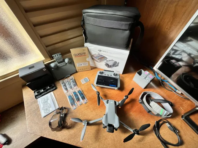 DJI Mini 5 Pro Fly More Combo Plus + NF + Oficial Brasil + ACESSÓRIOS