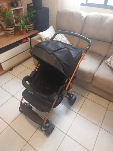Carrinho de Bebê Burigotto Rio K Preto/Cobre - Excelente Estado