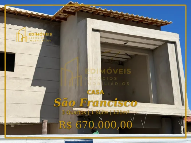 Casa com Acabamento de Alto Padrão em São Francisco  Venha Conhecer!