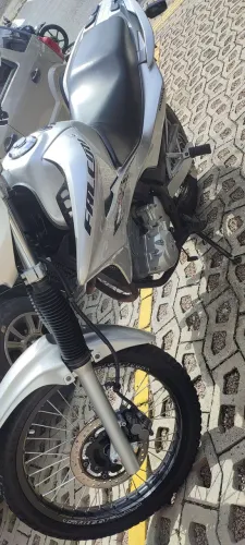 Moto muito conservada