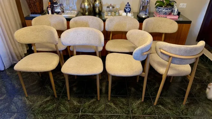 Conjunto 8 cadeiras para mesa de jantar novas de alto padrão em aço carbono 