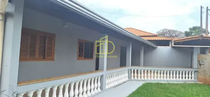 Residência Espaçosa à Venda no Jardim dos Ypês, Salto de Pirapora