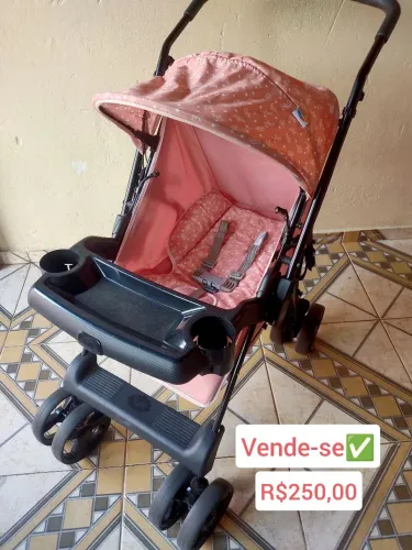 Carrinho de bebê para menina