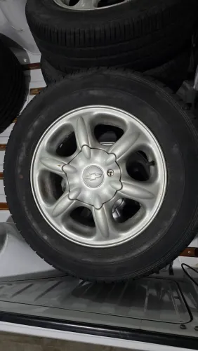 Jogo De Rodas Vectra GLS Aro 14 Originais Com Pneus - Furação 4x100 GM