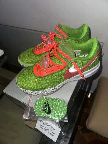 Nike LeBron 20 Stocking Stuffer 