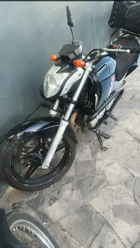 Fazer 250
