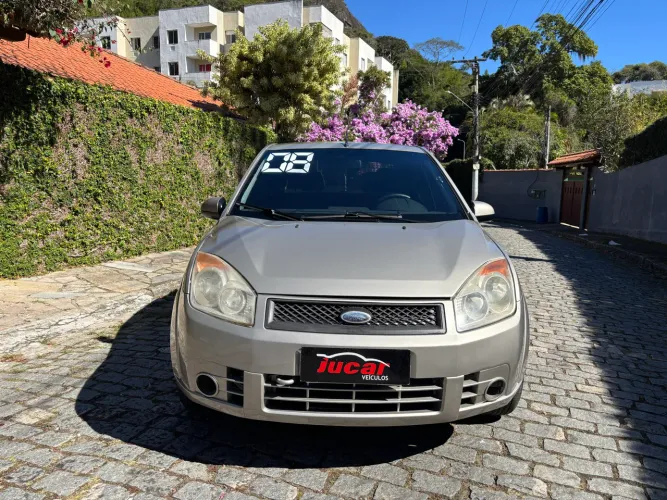 Ford Fiesta Sed. 1.6 8V Flex 4P 2008