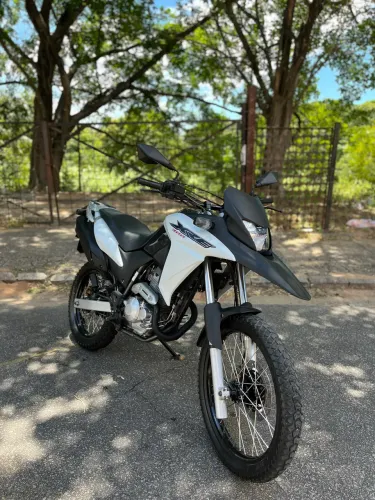 XRE 300 2016 NOVA 