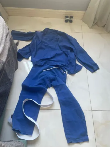 Kimono infantil azul a2 keiko com a faixa branca shiai