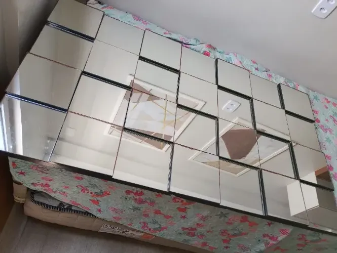 Espelho moderno para sala