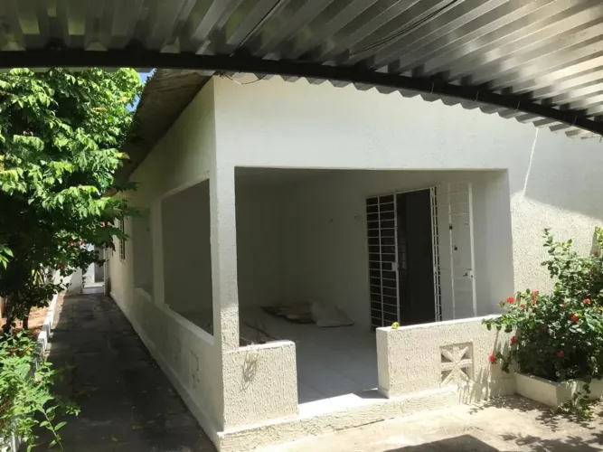 Casa com 3 quartos sendo uma suíte a venda com  120 metros  em Pau Amarelo - Paulista - PE