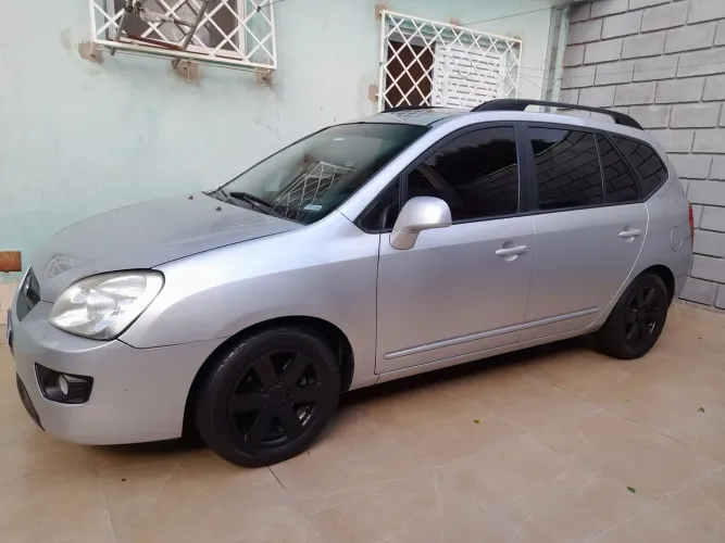 Kia Motors Carens EX 2.0 16V Aut. 2009