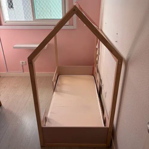 cama montessoriana com colchão