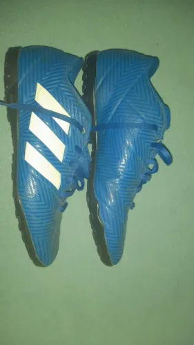 Chuteira Adidas Society