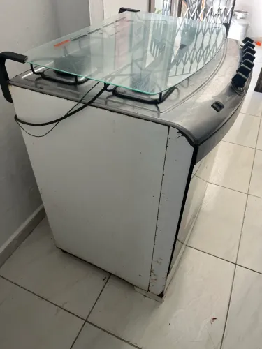 Vendo Fogão Brastemp 6 bocas em ótima condição