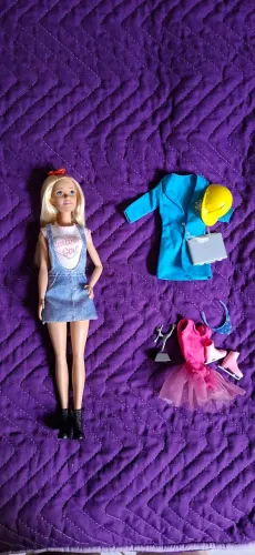 Barbie profissões secretas (patinadora e engenheira)