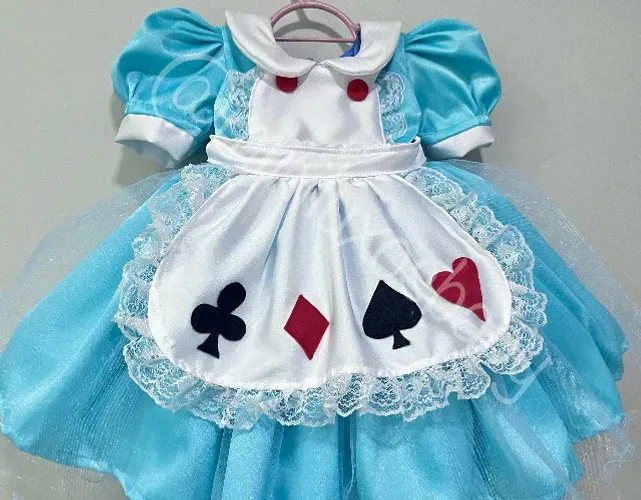 VESTIDO ALICE NO PAÍS DAS MARAVILHAS