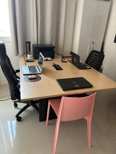 Estação de Trabalho / Mesa Plataforma Escritório
