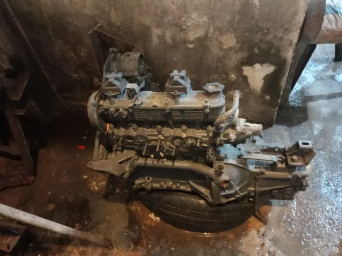 Vendo motor Fiat uno completo com caixa 