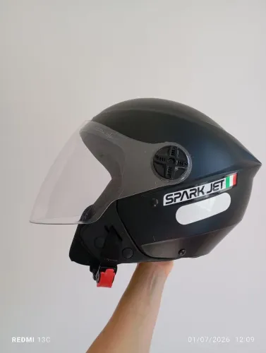 Capacete de moto novo