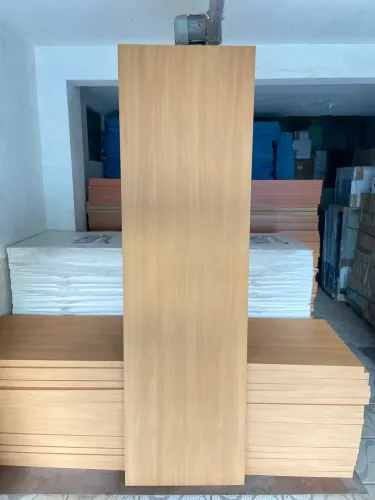 Porta Lisa 210x60 Cor Curupixá