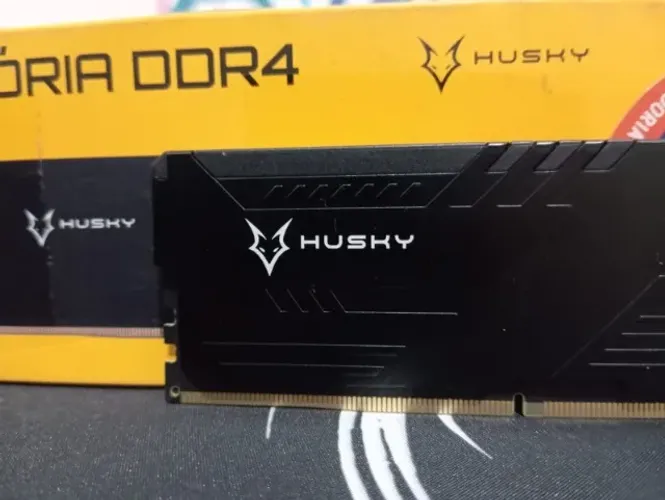 MEMORIA RAM DDR4 8GB HUSKY **NOVO** --> VENDO OU TROCO