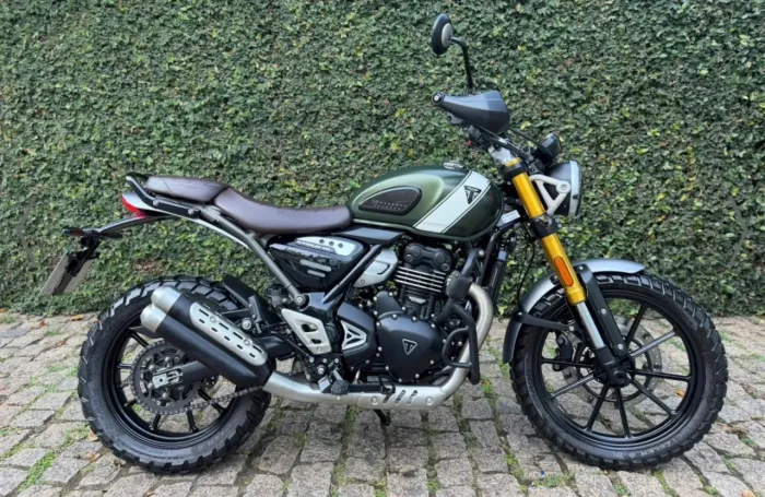 Triumph 400x Scrambler 2025 com 8500km