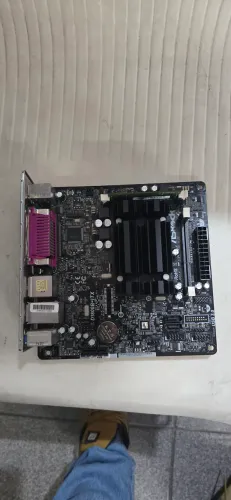 MINI PLACA MÃE ASROCK 