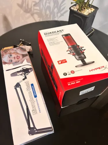 Microfone Hyper QuadCast - Pouco Uso e na Caixa