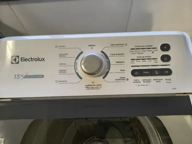 Lavadora de roupas Electrolux 13Kg, modelo LED13