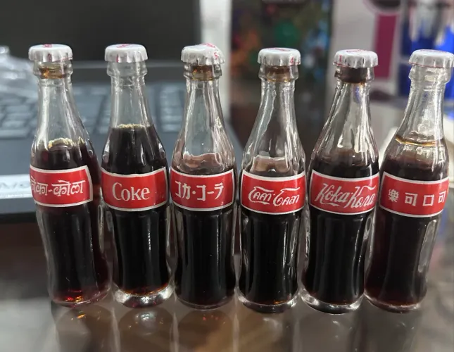 Kit com 6 miniaturas coca cola Chile 