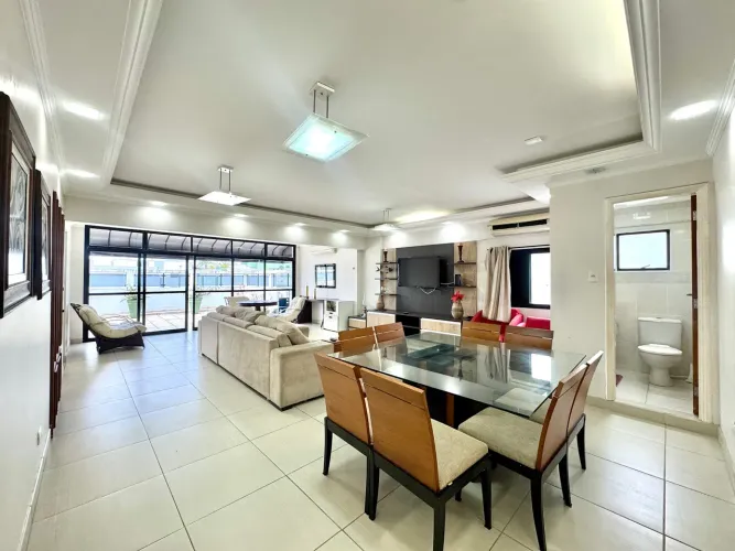 Cobertura à Venda na Astúrias no Guarujá | QVista Inteligência Imobiliária Guarujá