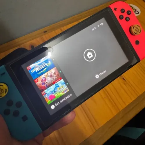 Nintendo Switch + Pro Controller + Jogo Mario Kart 8