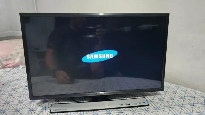 Tv monitor Samsung 28 polegadas