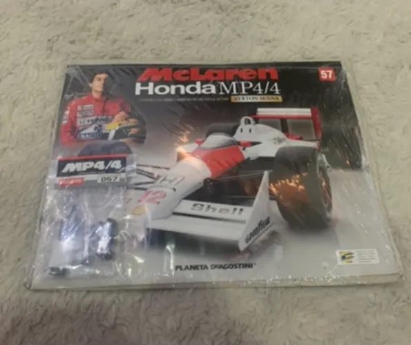 Fascículo 57 - Mclaren MP4/4 Ayrton Senna 1/8