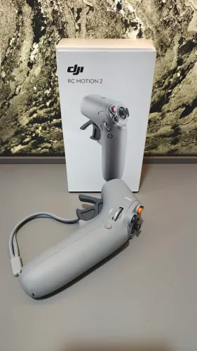 DJI RC Motion 2