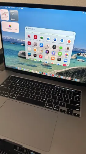 MacBook Pro 16? 2019 Core i9 | 16GB RAM | SSD 1TB | Radeon 4GB