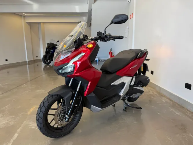 Honda ADV 160 2025