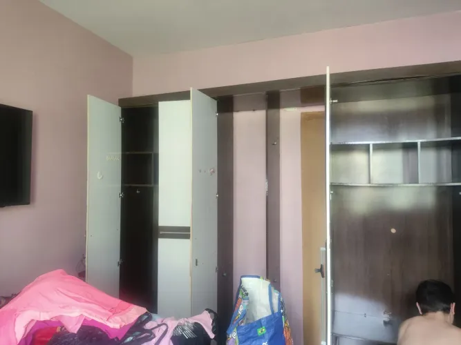 Doação guarda roupa 6 portas