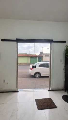PORTA DE CORRER DE VIDRO
