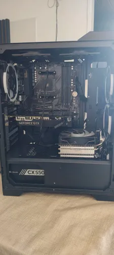 PC Gamer AMD com GTX 1660 + B550 (Wi-Fi e Bluetooth) - falta CPU e RAM