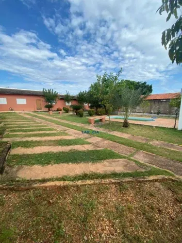 Casa terreno grande chapéu do sol