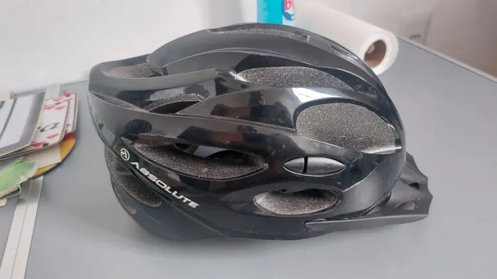 Capacete bike iluminado