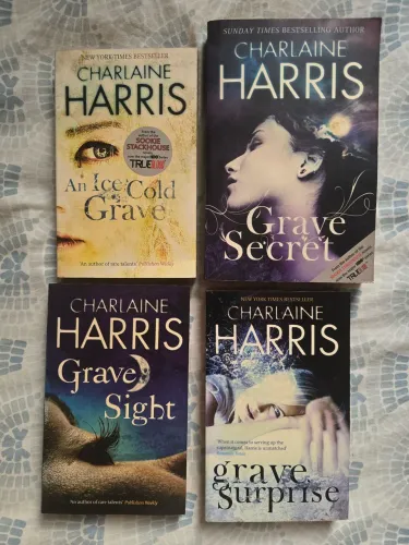 Lote 4 Livros Charlaine Harris - Saga Completa / Regular - INGLÊS