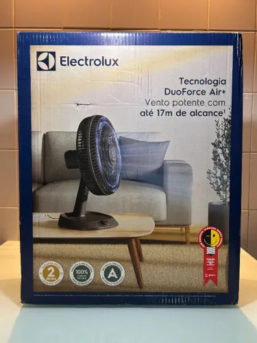Ventilador de Mesa Electrolux EFD40 DuoForce Air+ 40cm 126W 6 Pás Grafite - 110V
