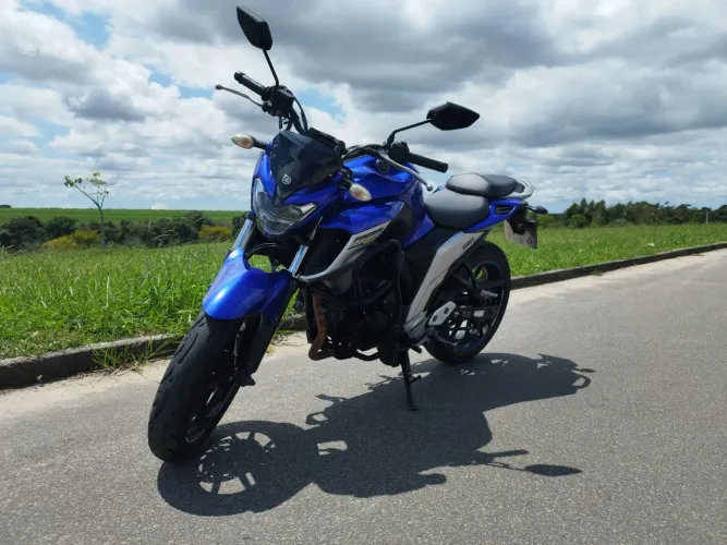 YAMAHA FZ25 FAZER 250